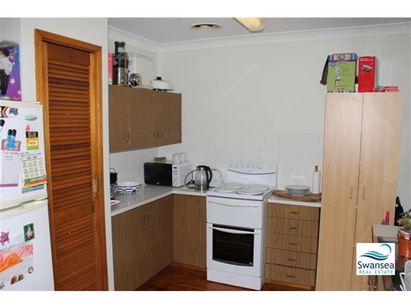 196 Bowman St, Swansea NSW 2281