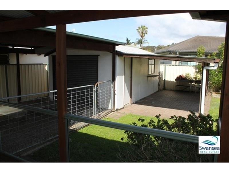 196 Bowman St, Swansea NSW 2281