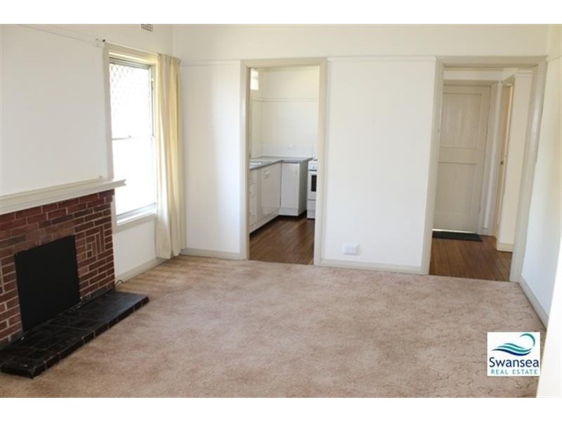 12 Beach St, Belmont South NSW 2280