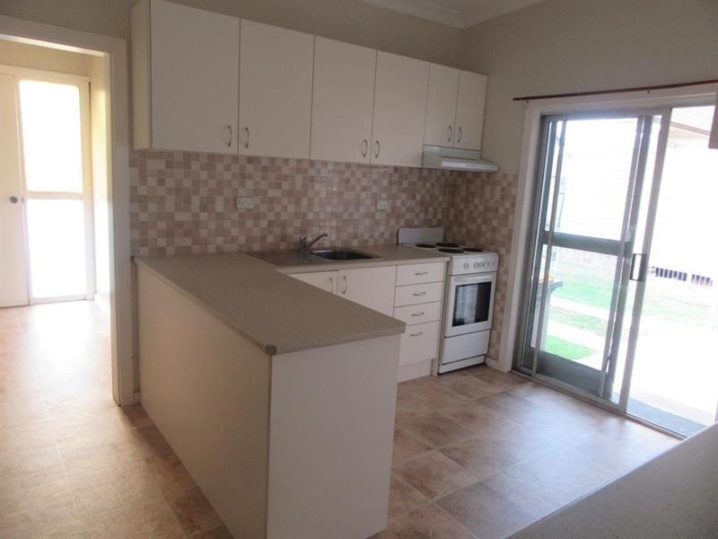 13 Lake  Rd, Swansea NSW 2281