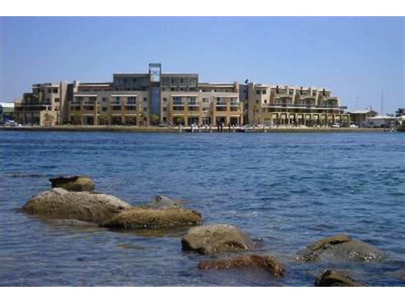 1/2 Belmont  St, Swansea NSW 2281