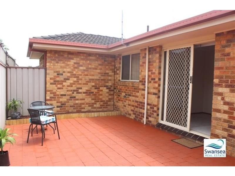 2/23 Wood St, Swansea NSW 2281