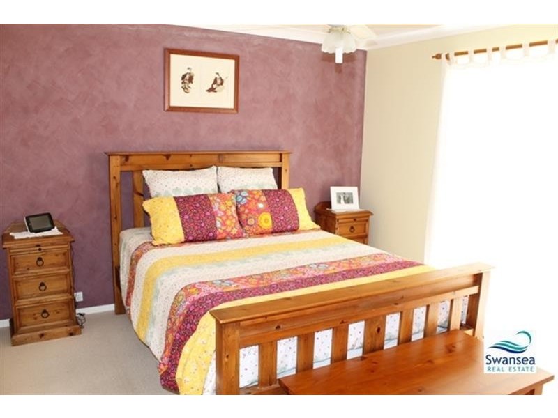 10 Nioka Pl, Swansea NSW 2281