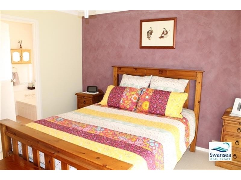 10 Nioka Pl, Swansea NSW 2281