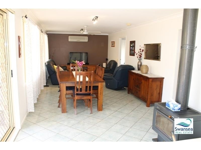 10 Nioka Pl, Swansea NSW 2281