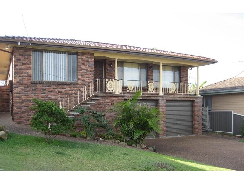 15 Bligh Ave, Caves Beach NSW 2281