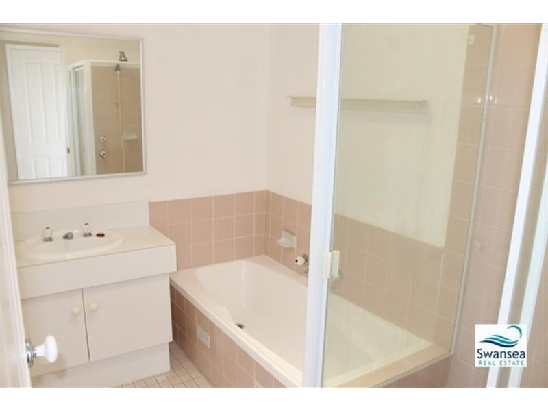 1/19-21 Wood St, Swansea NSW 2281