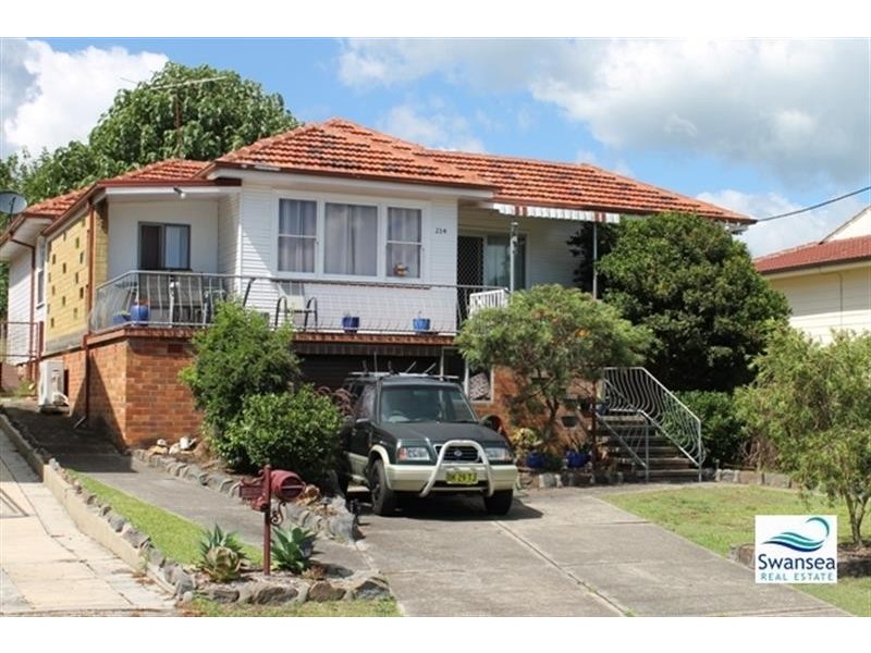 214 Parbury Rd, Swansea NSW 2281