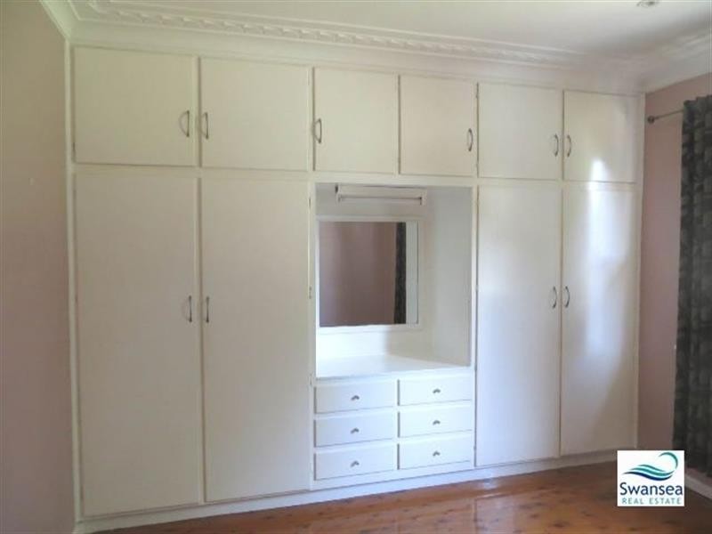 214 Parbury Rd, Swansea NSW 2281