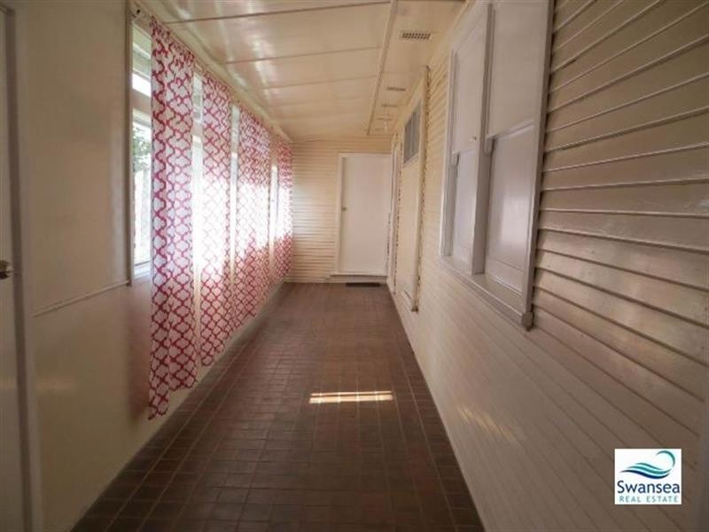 214 Parbury Rd, Swansea NSW 2281