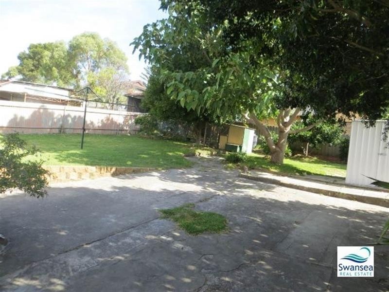 214 Parbury Rd, Swansea NSW 2281
