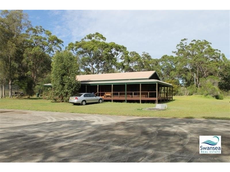 30 Summerland Rd, Summerland Point NSW 2259