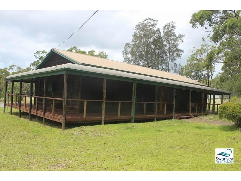 30 Summerland Rd, Summerland Point NSW 2259
