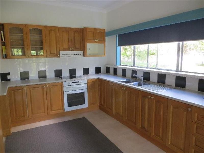 8 Government Rd, Nords Wharf NSW 2281