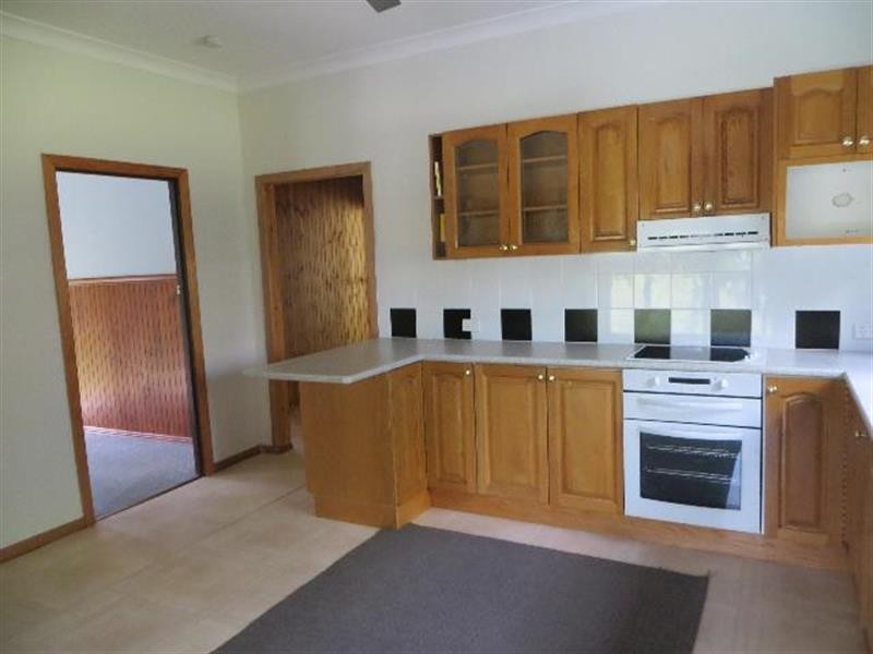 8 Government Rd, Nords Wharf NSW 2281