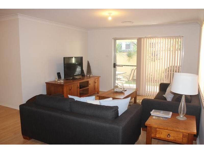 41 Tasman  Ct, Caves Beach NSW 2281