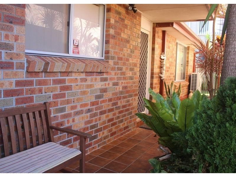 41 Tasman  Ct, Caves Beach NSW 2281