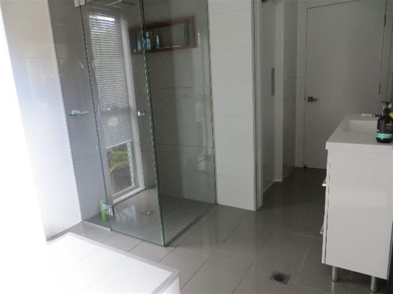 66 Lake Forest Dr, Murrays Beach NSW 2281