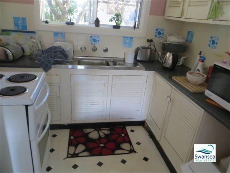 63 Pelican St, Swansea NSW 2281