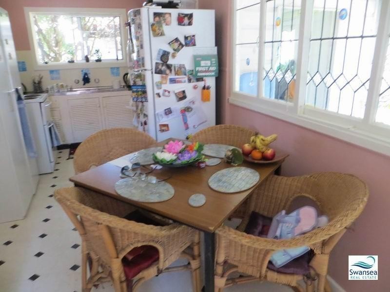 63 Pelican St, Swansea NSW 2281