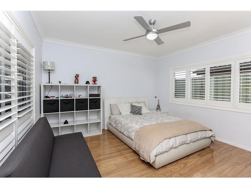 128 Lakeview Pde, Blacksmiths NSW 2281