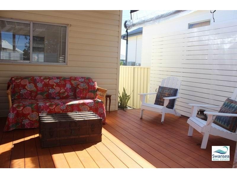 70 Pelican St, Swansea NSW 2281
