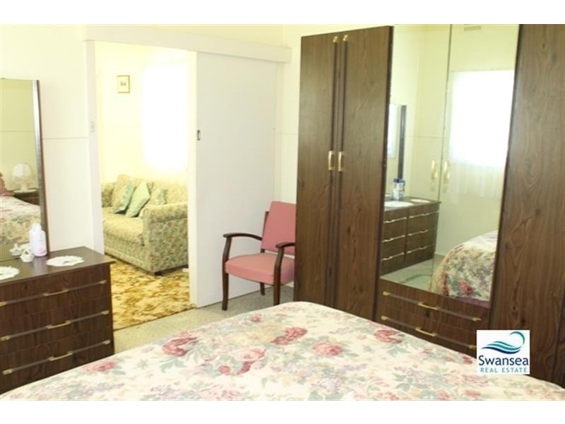 38 Government Rd, Nords Wharf NSW 2281