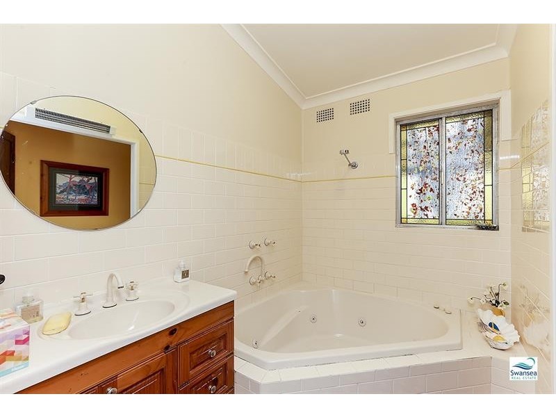 99 Marine Pde, Nords Wharf NSW 2281