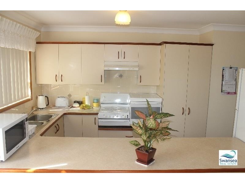 1/261 Pacific Hwy, Swansea NSW 2281