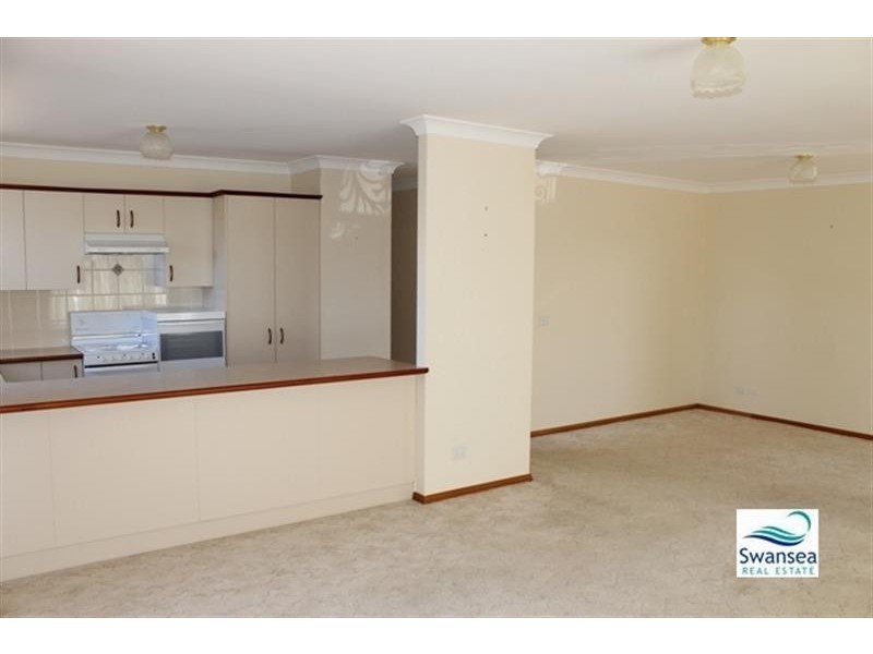 1/261 Pacific Hwy, Swansea NSW 2281