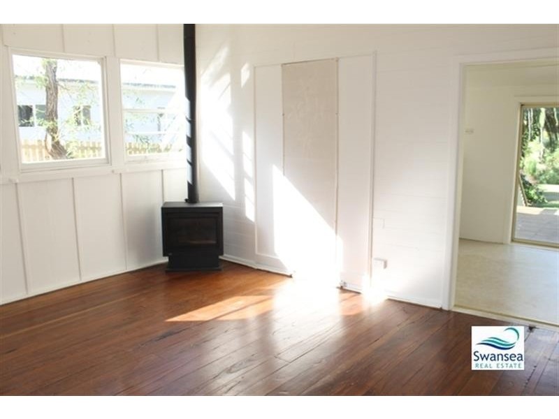 35 Flowers Dr, Catherine Hill Bay NSW 2281