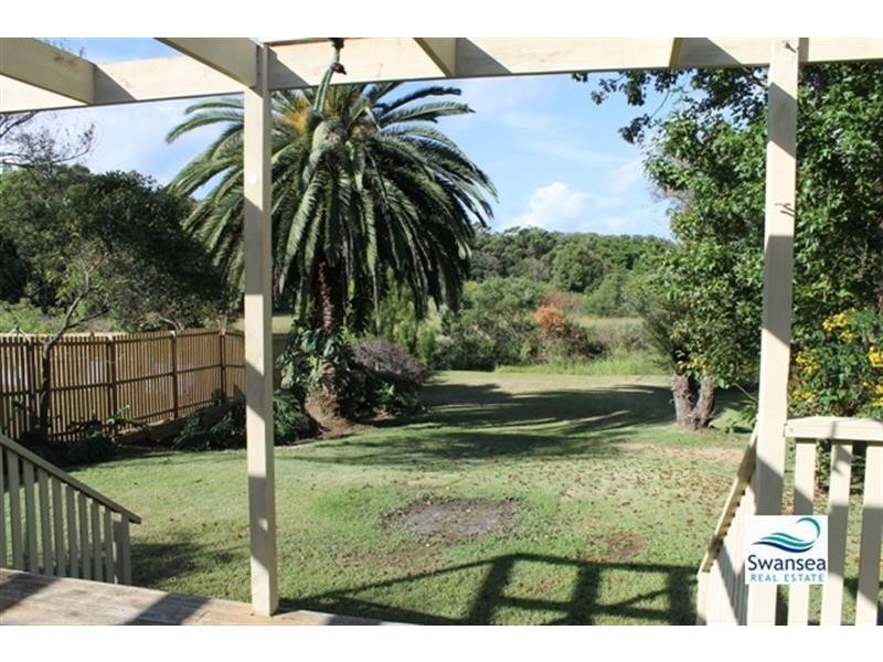 35 Flowers Dr, Catherine Hill Bay NSW 2281