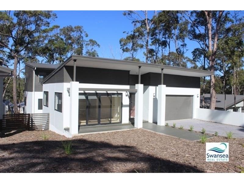 97 Lake Forest Way, Murrays Beach NSW 2281