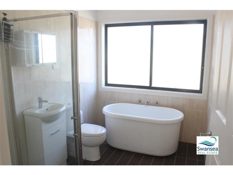 97 Lake Forest Way, Murrays Beach NSW 2281