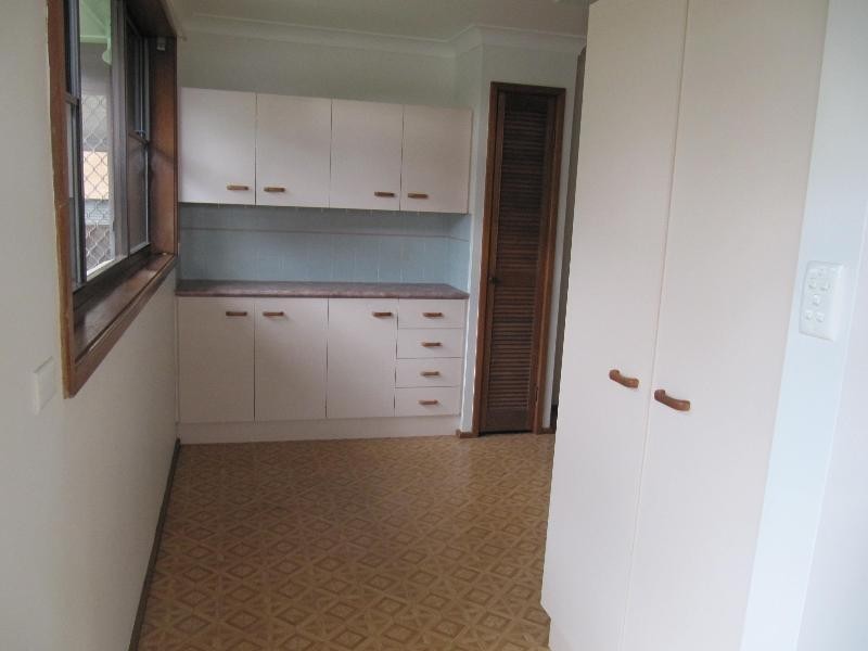 10 Omaru Cl, Nords Wharf NSW 2281