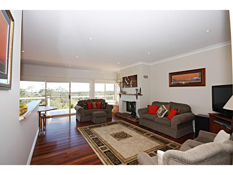 14 Yuille Ave, Bundanoon NSW 2578