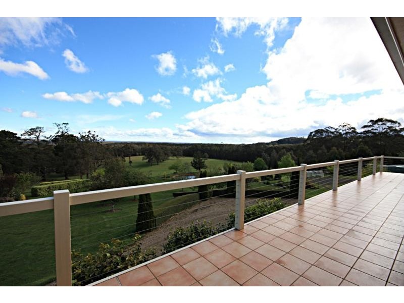 14 Yuille Ave, Bundanoon NSW 2578