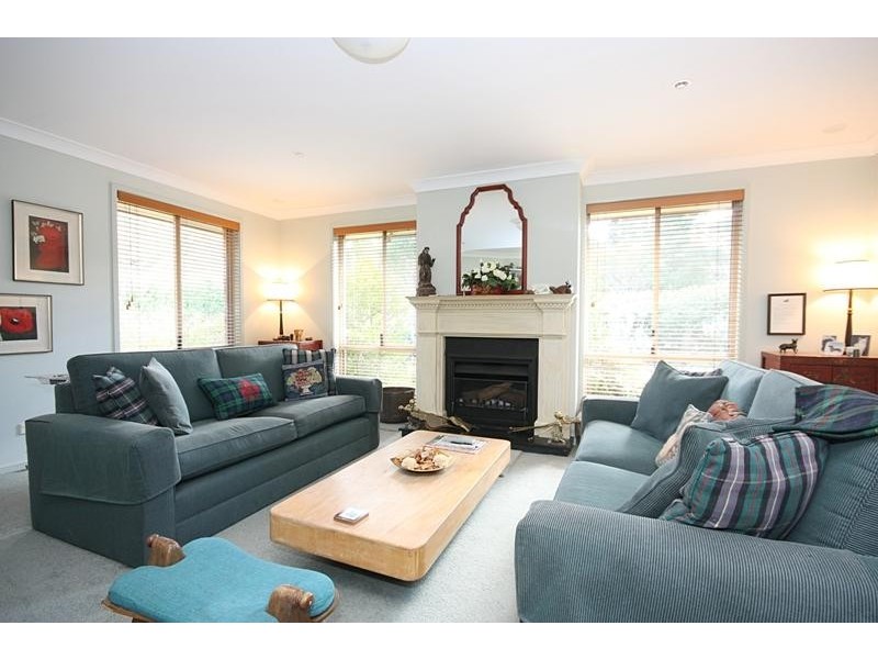 21 Ben Nevis Cct, Bundanoon NSW 2578