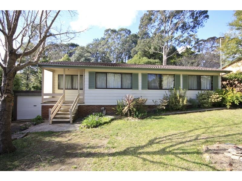 5 Lucas St, Bundanoon NSW 2578
