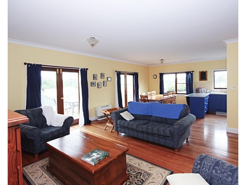 3 Ardross Ave, Bundanoon NSW 2578