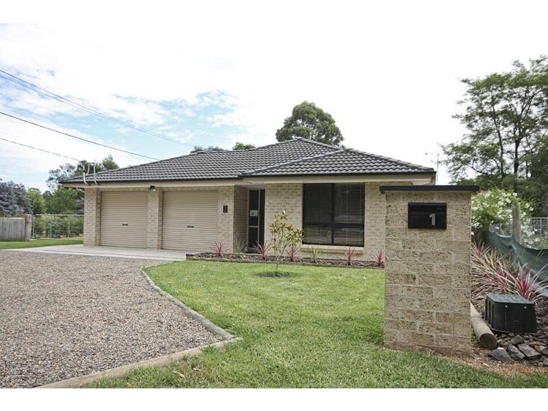 1 Bindar Cres, Bundanoon NSW 2578
