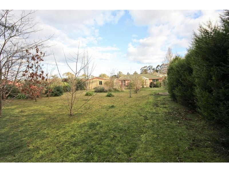 3 Birchpark Rd, Bundanoon NSW 2578