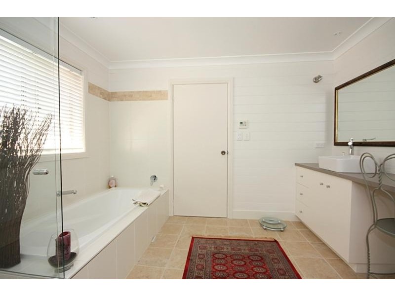 54 Garland Rd, Bundanoon NSW 2578