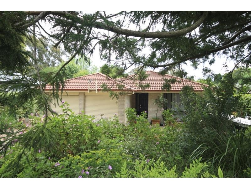 12 Viewland  St, Bundanoon NSW 2578