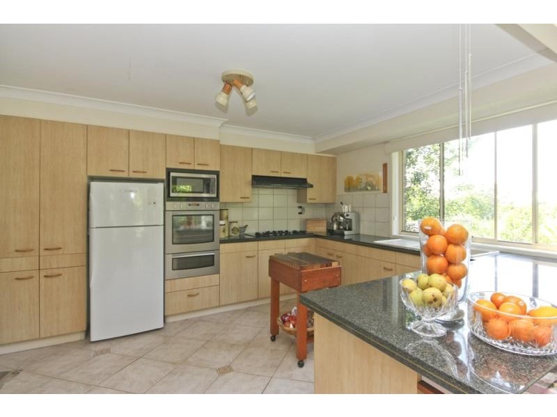 68 Garland  Rd, Bundanoon NSW 2578