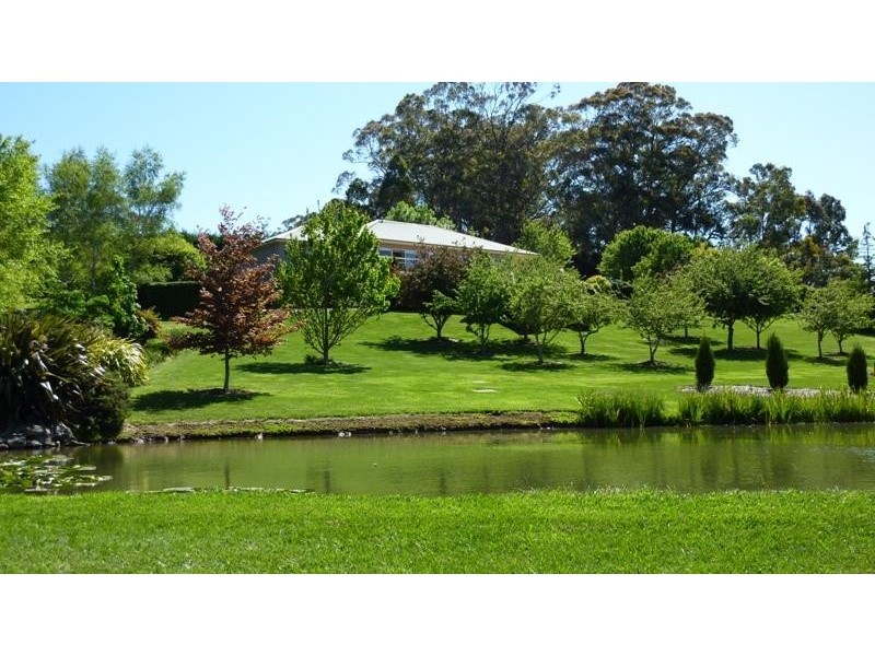14 Yuille Ave, Bundanoon NSW 2578