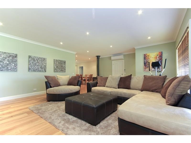 7 Kintyre Pl, Bundanoon NSW 2578