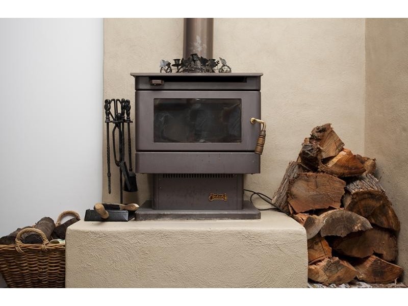 8 Lynne Cl, Bundanoon NSW 2578