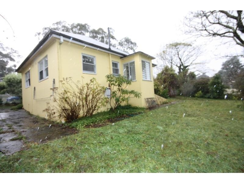 12 Birriga Ave, Bundanoon NSW 2578