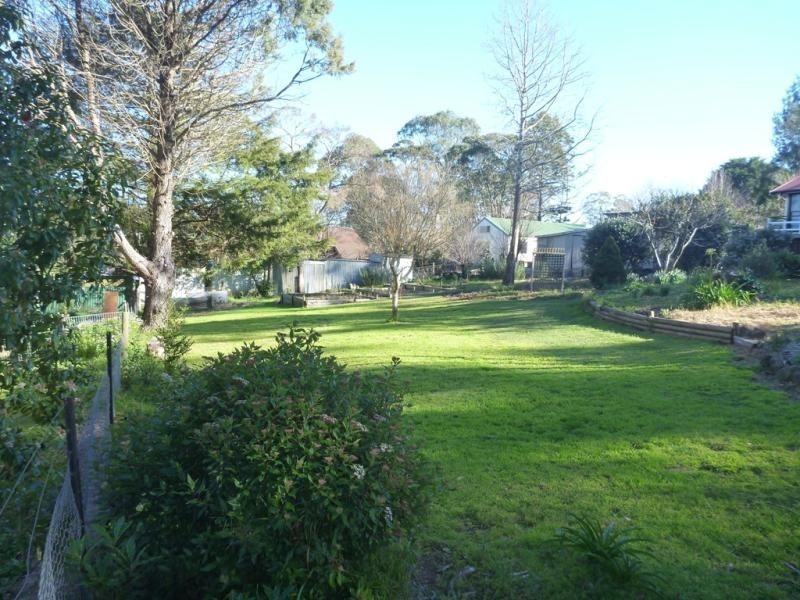 13 Ross St, Bundanoon NSW 2578